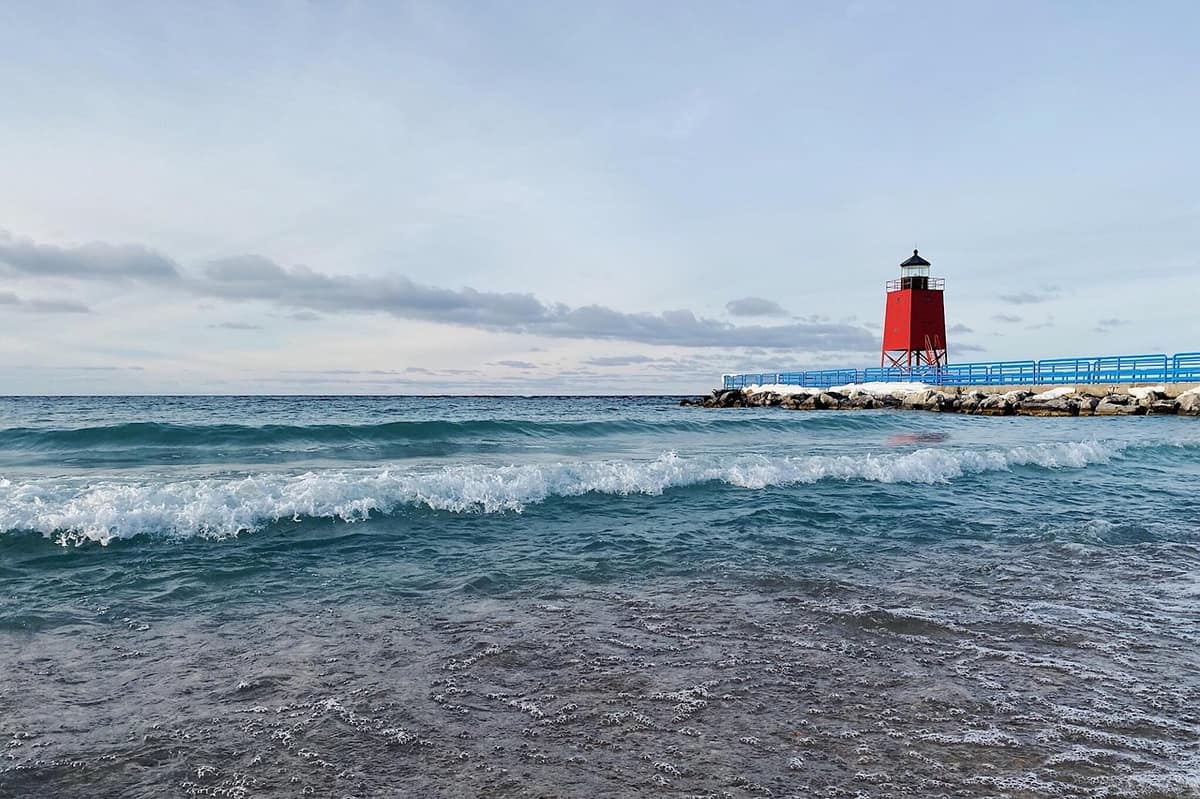 Scenic view of Detroit, Michigan — a popular wedding destination
