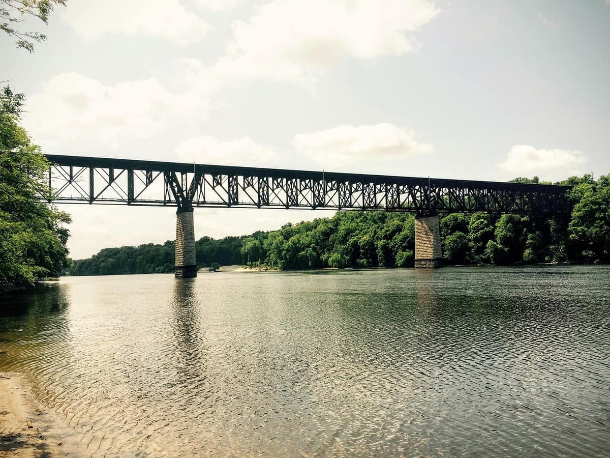Scenic view of Minneapolis, Minnesota — a popular wedding destination